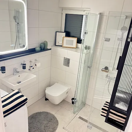 公寓 Marina 6 Delux