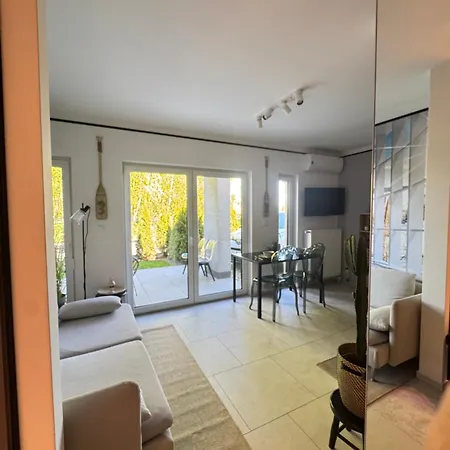 Marina 6 Delux 公寓